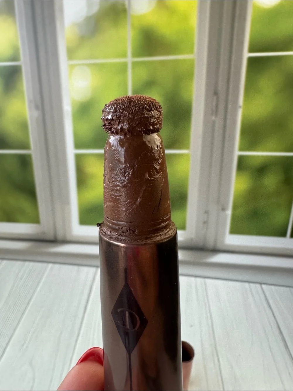 Charlotte Tilbury Hollywood Contour Wand Medium-Deep 12mL